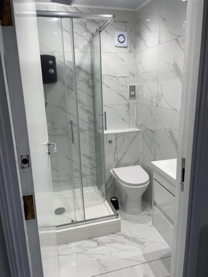 Newly Renovated Studio In Acton 伦敦 外观 照片
