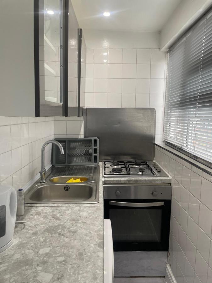 Newly Renovated Studio In Acton 伦敦 外观 照片